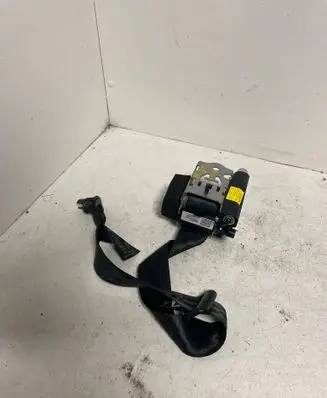 Volvo S60 Rear seatbelt 39822960 60753 34147926