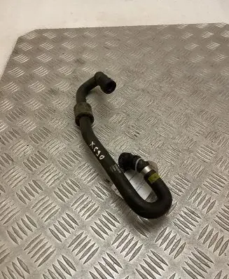 Volvo XC90 Engine coolant pipe/hose 31338404