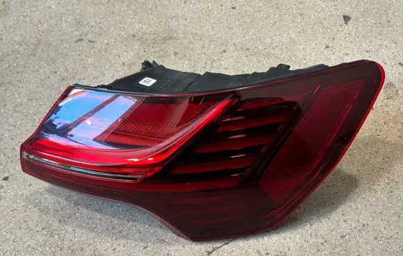 Audi e-tron Rear/tail lights 4KE945092D