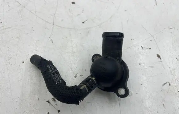 Seat Alhambra (Mk2) Engine coolant pipe/hose 04L121131AB