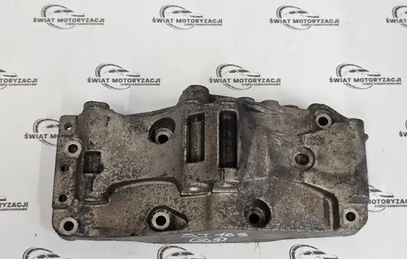 BMW 5 F10 F11 Generator/alternator bracket 