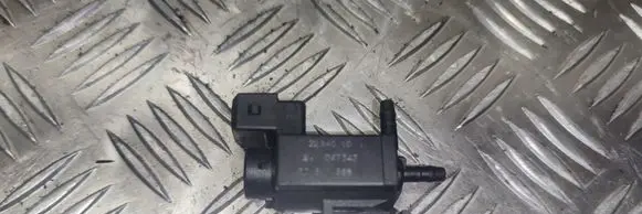 Volvo XC90 Turbo solenoid valve 30611668