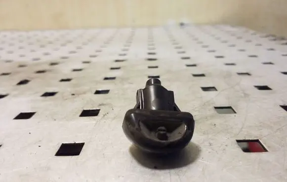 Toyota Avensis T270 Windshield washer spray nozzle 