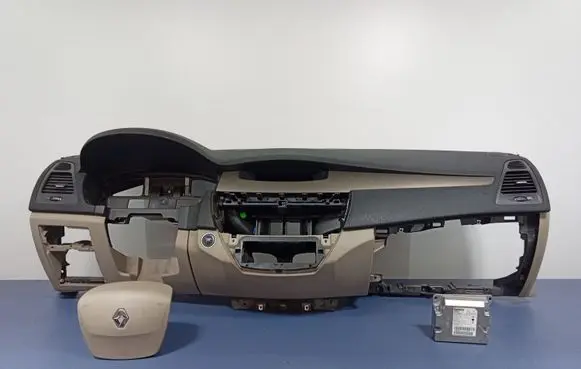Renault Laguna III Dashboard
