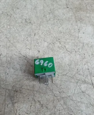 Peugeot Expert Other relay 12V35A03531