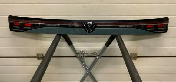 Volkswagen PASSAT B9 Tailgate rear/tail lights 3J0945307