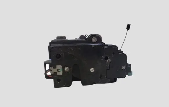 Skoda Octavia Mk2 (1Z) Front door lock
