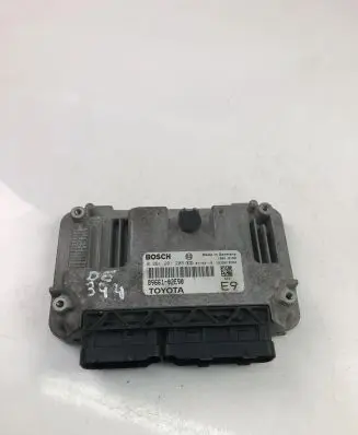 Toyota Auris 150 Engine control unit/module 8966102E90