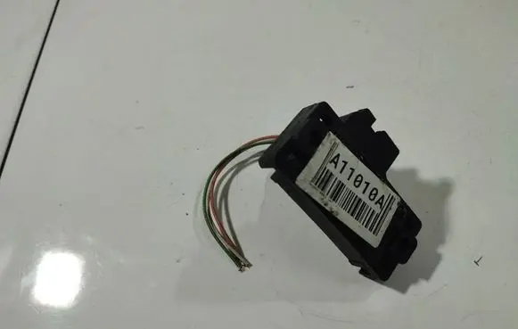 Renault Scenic I Air pressure sensor 17406