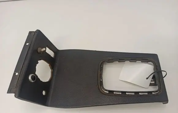 Mercedes-Benz COMPAKT W115 Gear shifter surround trim plastic