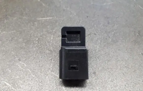 BMW 3 E90 E91 Air pressure sensor 7792260