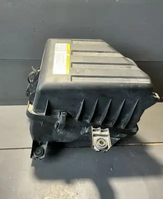 Hyundai Sonata Air filter box 281103K100