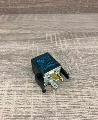 Mitsubishi Galant Other relay MR252921 1665000610