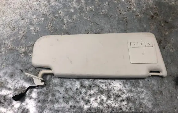 Volkswagen PASSAT CC Sun visor 1K0857551