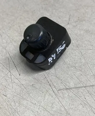 Audi A4 S4 B6 8E 8H Wing mirror switch 8E0959565