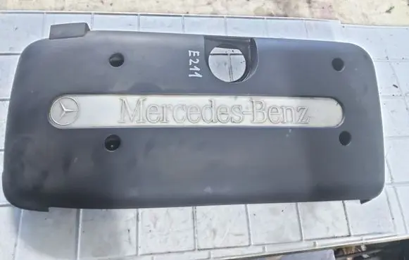 Mercedes-Benz E W211 Engine cover (trim) A6470100067