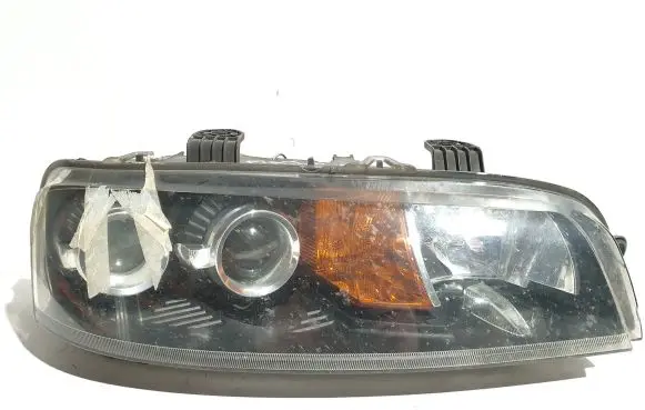 Fiat Punto (188) Headlight/headlamp 89100956
