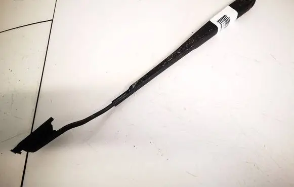 Nissan Primera Front wiper blade arm