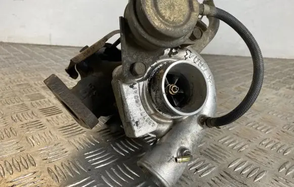 Mitsubishi Pajero Turbo 4937703041
