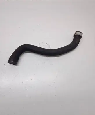 Mercedes-Benz C W204 Engine coolant pipe/hose A2045010582