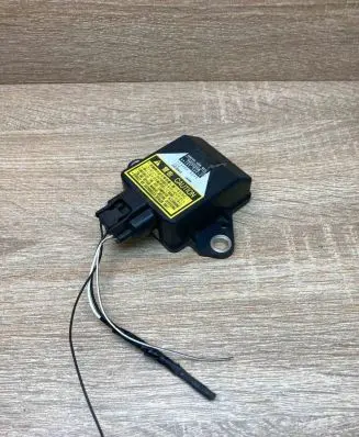 Toyota Prius (XW20) ESP acceleration yaw rate sensor 8918348010 1745005233 WithPlug