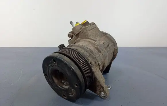 Chrysler Grand Voyager III Air conditioning (A/C) compressor (pump) MC447200-5661