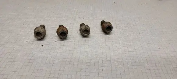 Volkswagen Golf III Nuts/bolts 
