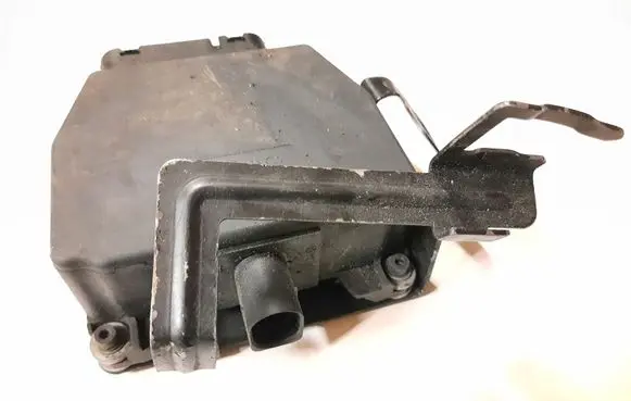 Audi A3 S3 8P Vacuum valve 1K0906279B