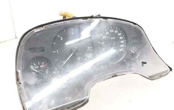 Opel Zafira A Speedometer (instrument cluster) 24419560HT 24419560
