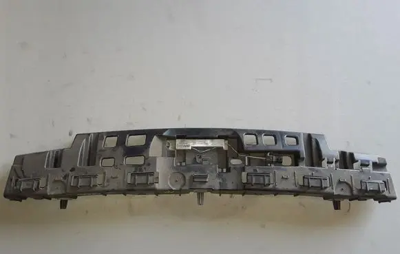 Renault Megane III Rear bumper mounting bracket 850420001R