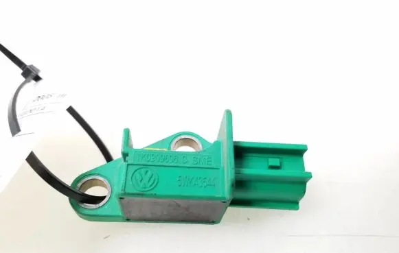 Audi A6 S6 C6 4F Airbag deployment crash/impact sensor 1K0909606C