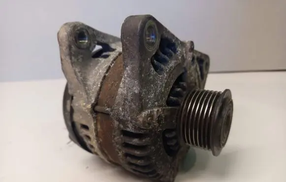 Suzuki Grand Vitara II Generator/alternator