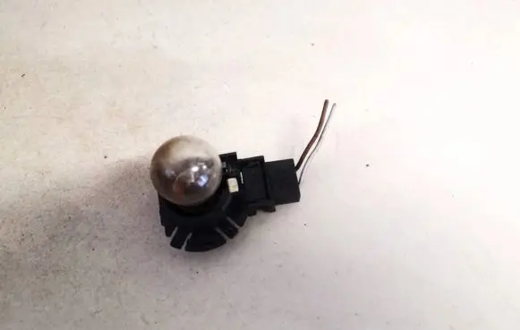 Volkswagen PASSAT B4 Rear tail light bulb 