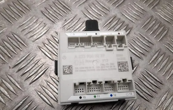 Mercedes-Benz GLC C254 Door control unit/module A2239000039