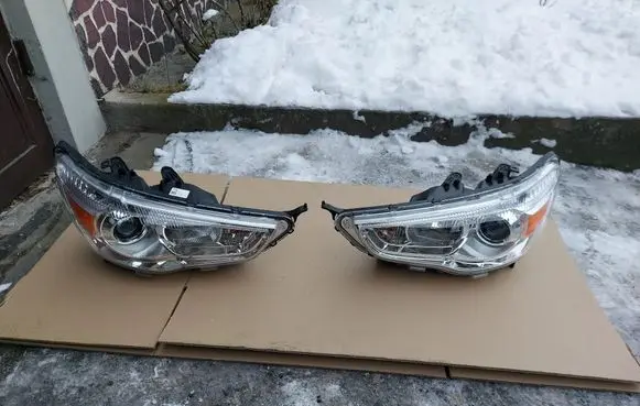 Mitsubishi ASX Headlights/headlamps set 47761336
