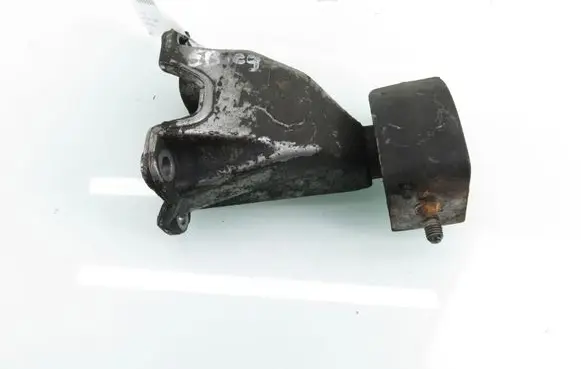 Audi A4 S4 B5 8D Gearbox mounting bracket 8D0399113AB