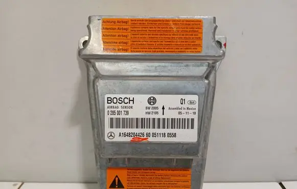 Mercedes-Benz R W251 Airbag control unit/module 0285001739 A1648204426