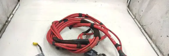 Positive cable (battery)