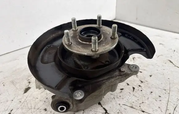 Subaru Outback (BT) Rear wheel hub 28411AN03A