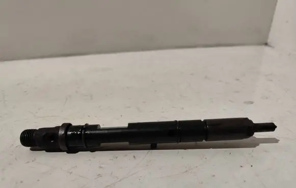 Audi A4 S4 B7 8E 8H Fuel injector 059130201g