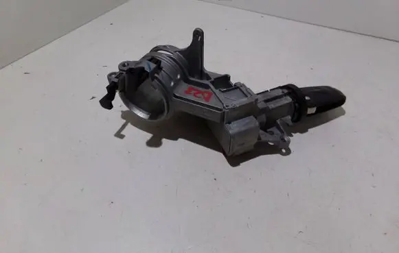 Opel Astra H Ignition lock 2421430