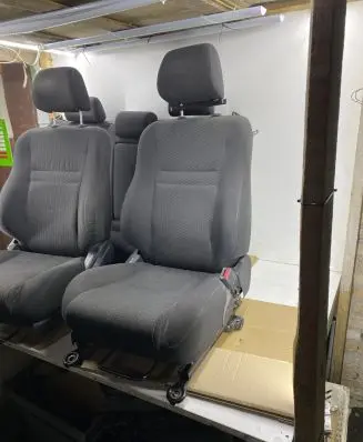 Toyota Avensis T250 Seat set 