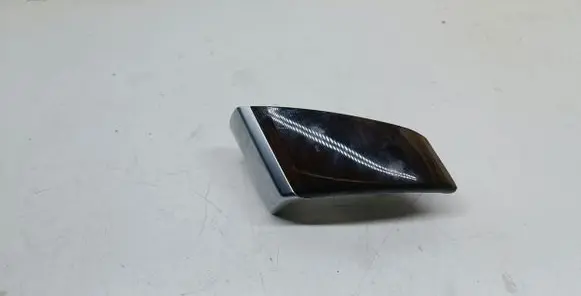 BMW X5 E70 Dashboard glove box trim 70P1062