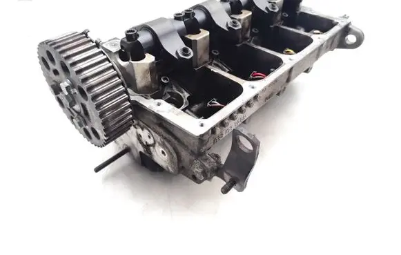 Audi A4 S4 B6 8E 8H Engine head 038103373R