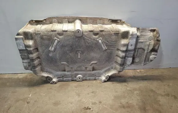 Volvo V60 Exhaust heat shield 32226825