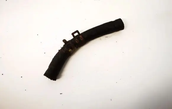 Volkswagen Golf IV Engine coolant pipe/hose
