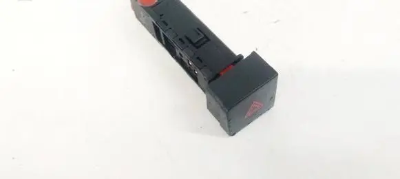 Chevrolet Captiva Hazard light switch 202005304