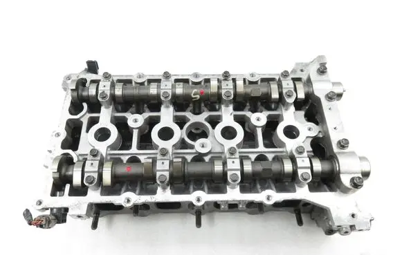 Mitsubishi Outlander Engine head 