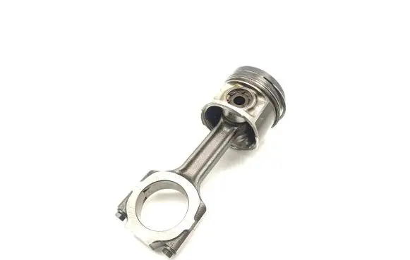 Suzuki SX4 Piston with connecting rod D19AA