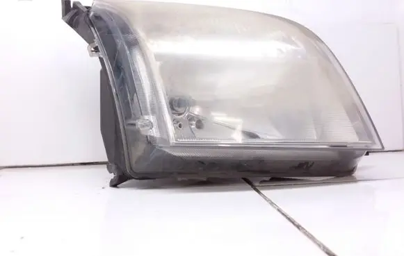Ford Fusion Headlight/headlamp 24689800